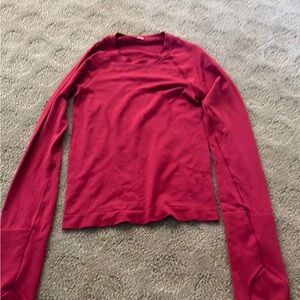 Lululemon red swiftly tech